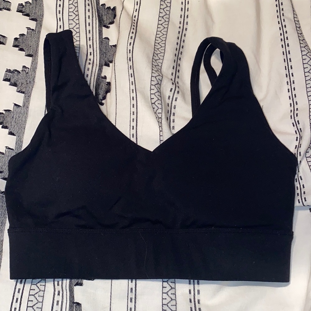 Buff bunny dupe sports bra